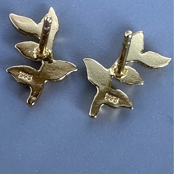 14k Gold Vermeil Leaf Studs - Picture 5 of 7